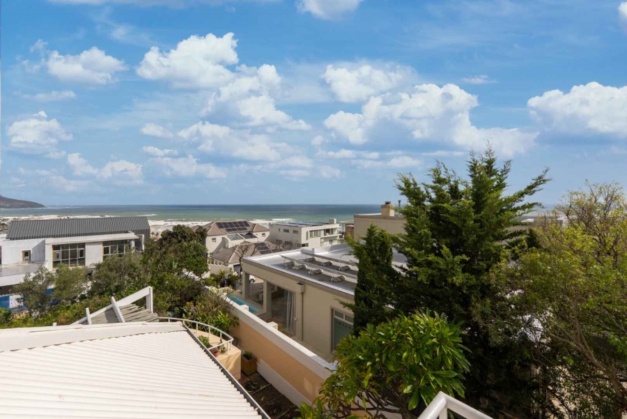 5 Bedroom Property for Sale in Camps Bay Western Cape